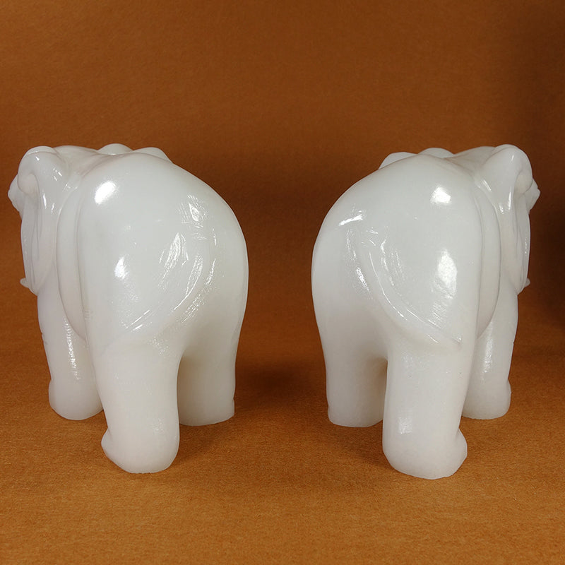 Pure Natural White Nephrite Wealth-Attracting Elephant with Water-Absorbing Features