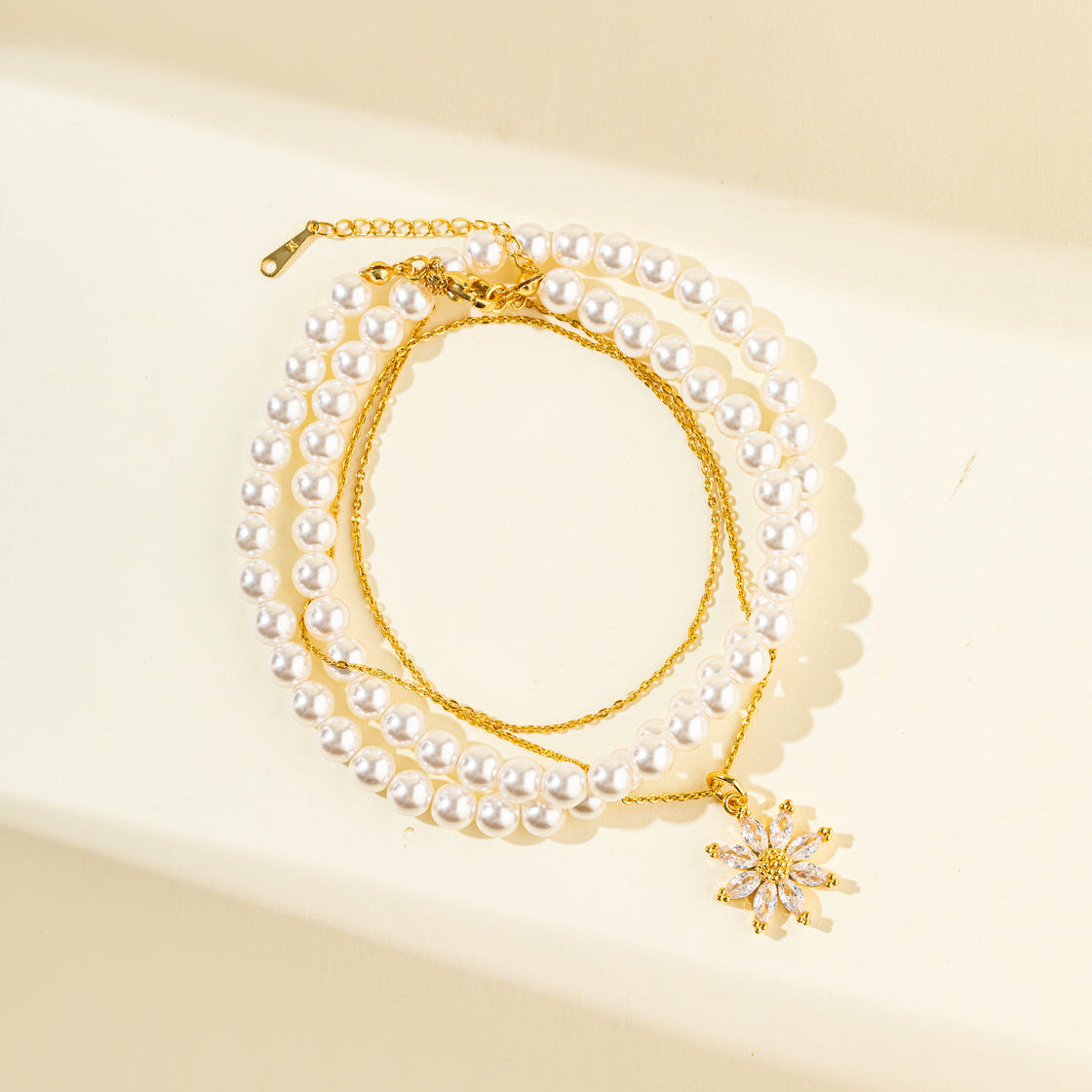 Pearl Gold Diamond Flower Necklace-【Natural Energy & Handmade】