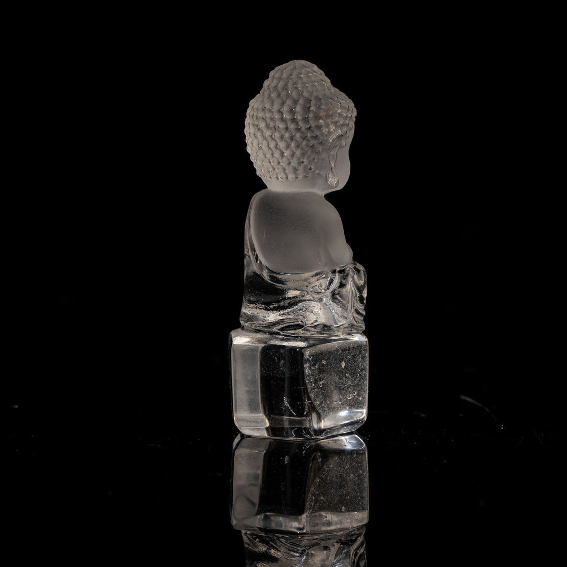 Transparent Crystal Shakyamuni Buddha Sculpture-【Natural Energy & Handmade】