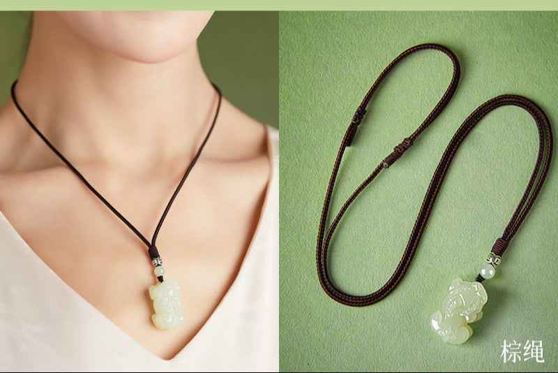 Topaz Chalcedony Overlord Pixiu Pendant - A Fashionable Jewelry for Attracting Wealth and Protecting the Body